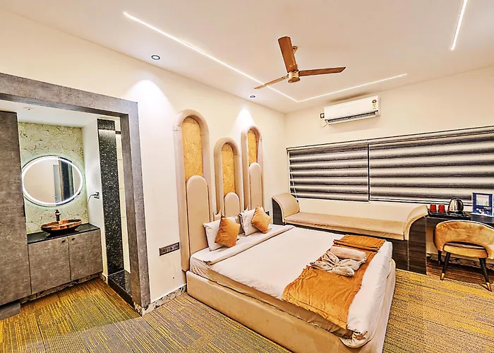 Kaadgal Resort